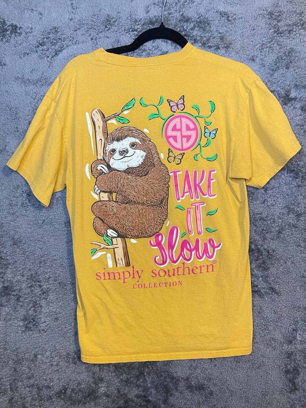 Simply Southern Take It Slow Sloth T-Shirt Size Medium Yellow